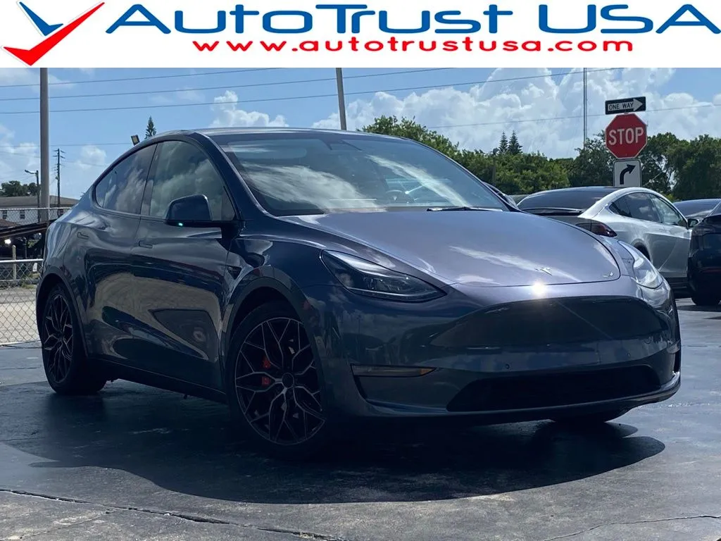 2021 Tesla Model Y Performance Dual Motor All-Wheel Drive's photo