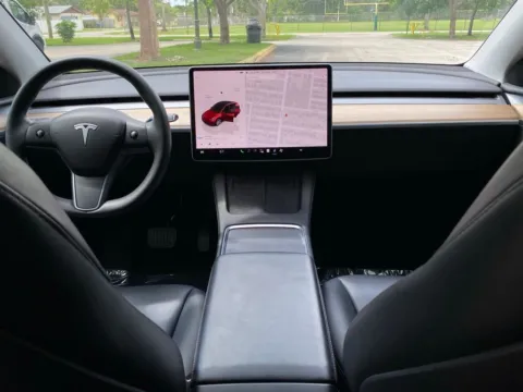 More photos of 2023 Tesla Model Y Long Range at Auto Trust USA, FL