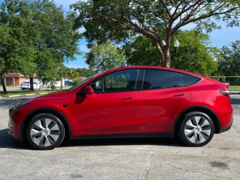 More photos of 2023 Tesla Model Y Long Range at Auto Trust USA, FL