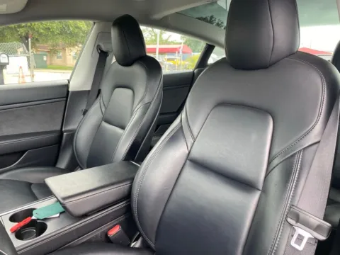 More photos of 2021 Tesla Model 3 Standard Range Plus at Auto Trust USA, FL