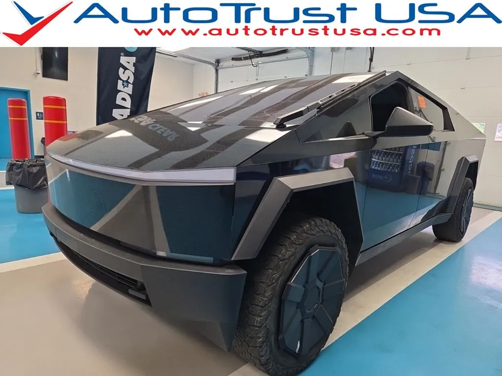 2024 Tesla Cybertruck All-Wheel Drive's photo
