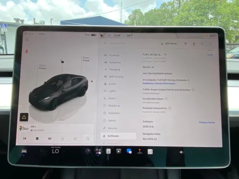 Photos of 2022 Tesla Model Y Long Range for sale in Miramar, FL at Auto Trust USA