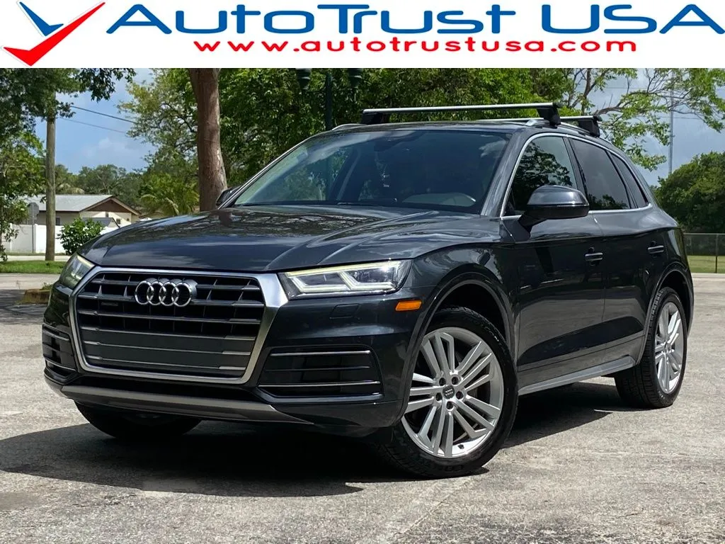 2019 Audi Q5 2.0T quattro S tronic Premium Plus's photo