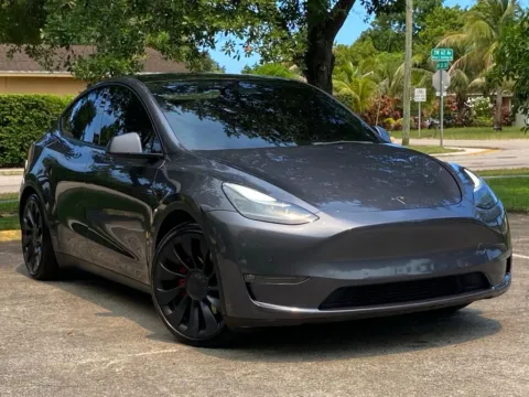 More photos of 2022 Tesla Model Y Performance at Auto Trust USA, FL