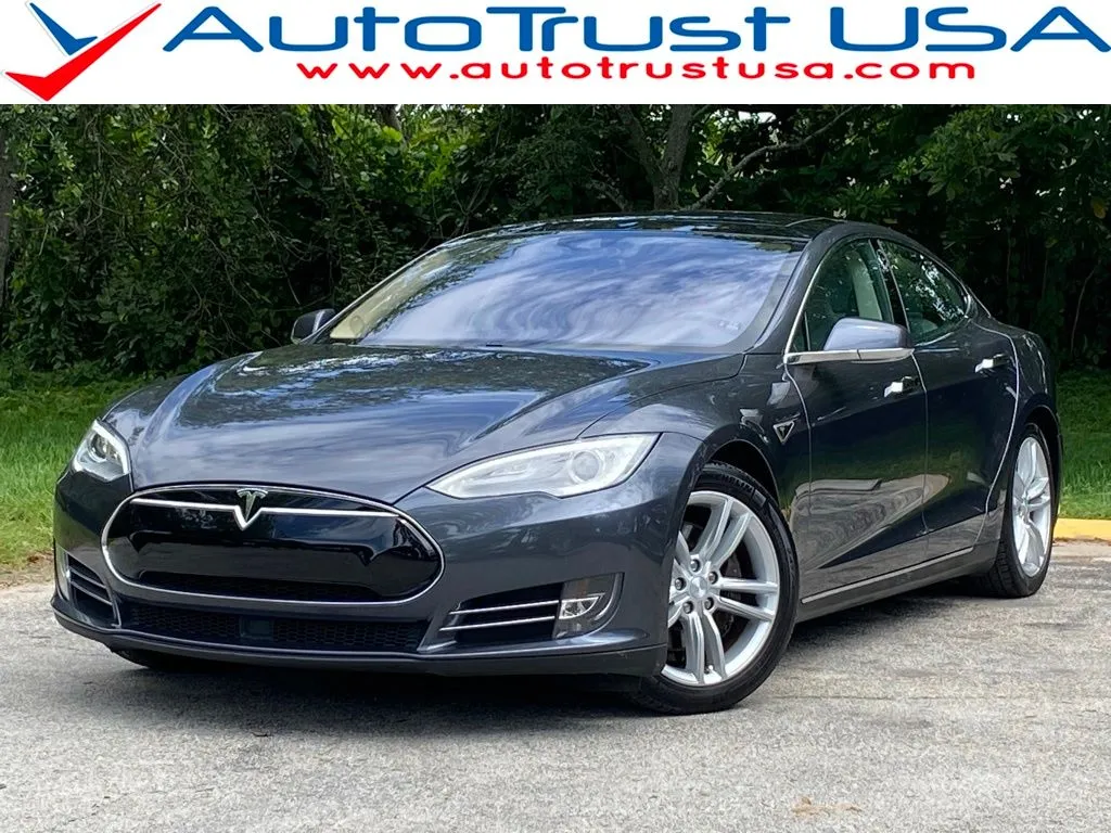 2015 Tesla Model S 85's photo