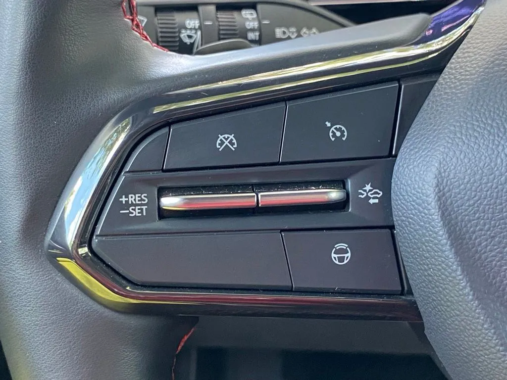 2024 Chevrolet Equinox EV Launch Edition - Photo 23