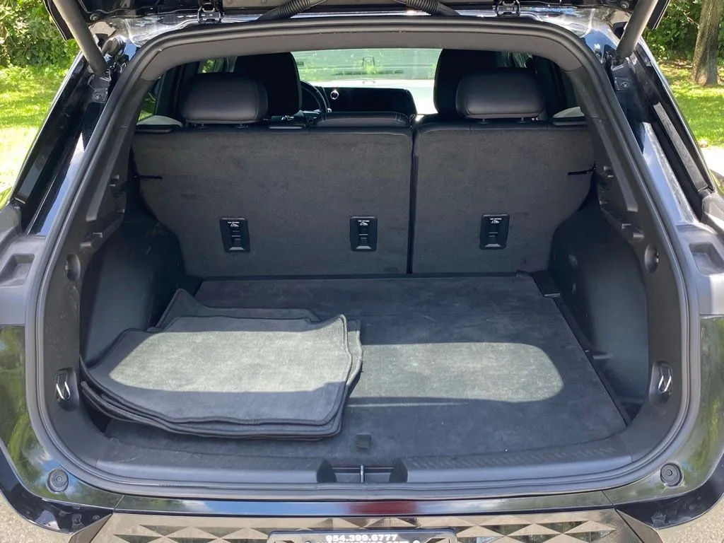 2024 Chevrolet Equinox EV Launch Edition - Photo 12