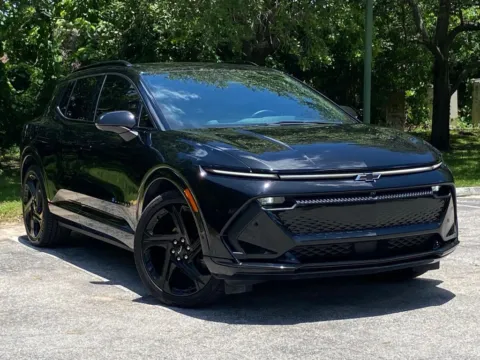 More photos of 2024 Chevrolet Equinox EV RS at Auto Trust USA, FL