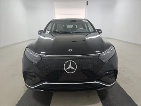 Another view of 2023 Mercedes-Benz EQS 580 for sale in Miramar, FL at Auto Trust USA