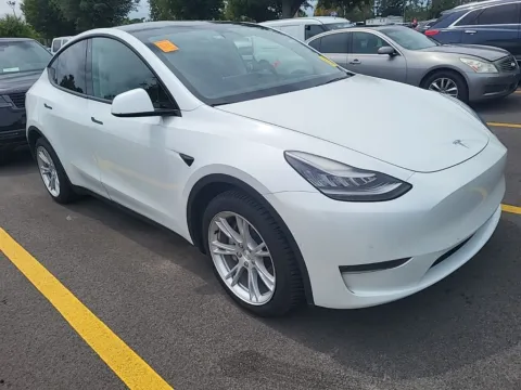 Another view of 2020 Tesla Model Y Long Range for sale in Miramar, FL at Auto Trust USA