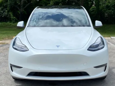 Another view of 2020 Tesla Model Y Long Range for sale in Miramar, FL at Auto Trust USA