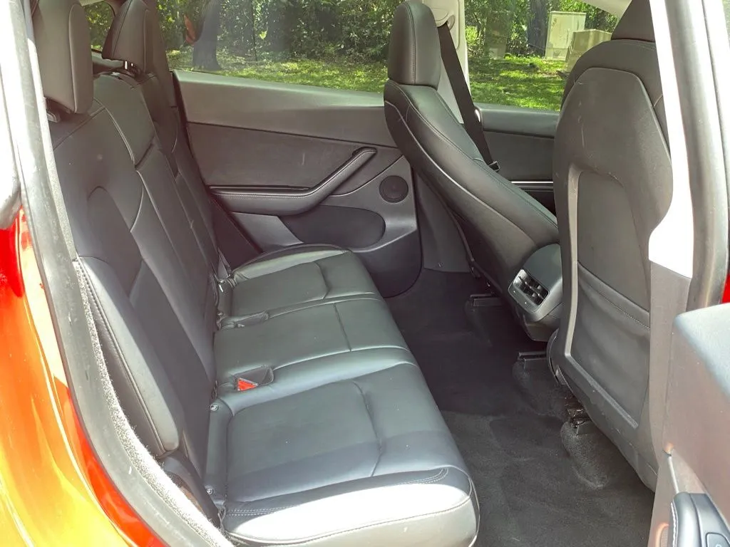 2022 Tesla Model Y Long Range - Photo 19