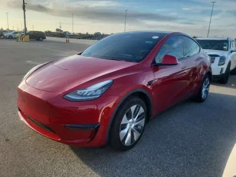 Photos of 2022 Tesla Model Y Long Range for sale in Miramar, FL at Auto Trust USA