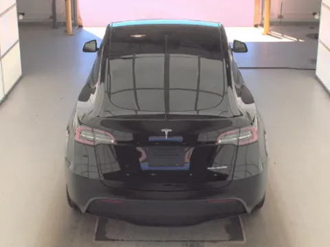 More photos of 2023 Tesla Model Y Long Range at Auto Trust USA, FL