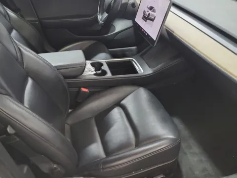 More photos of 2023 Tesla Model 3 at Auto Trust USA, FL