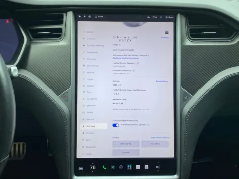 Photos of 2018 Tesla Model S 100D for sale in Miramar, FL at Auto Trust USA