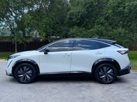 More photos of 2023 Nissan Ariya EMPOWER+ at Auto Trust USA, FL