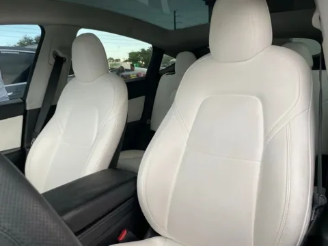 Photos of 2022 Tesla Model Y Long Range for sale in Miramar, FL at Auto Trust USA