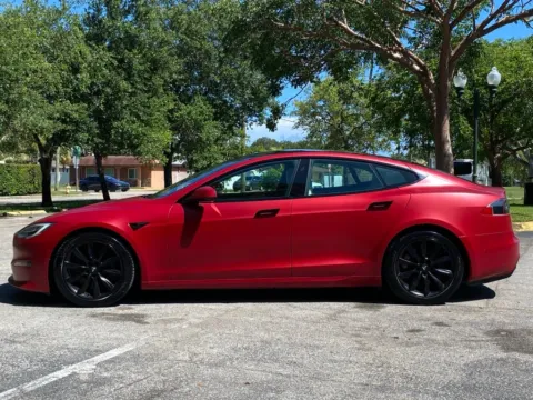 More photos of 2021 Tesla Model S Long Range at Auto Trust USA, FL