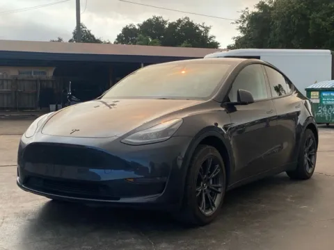 Photos of 2024 Tesla Model Y Long Range for sale in Miramar, FL at Auto Trust USA
