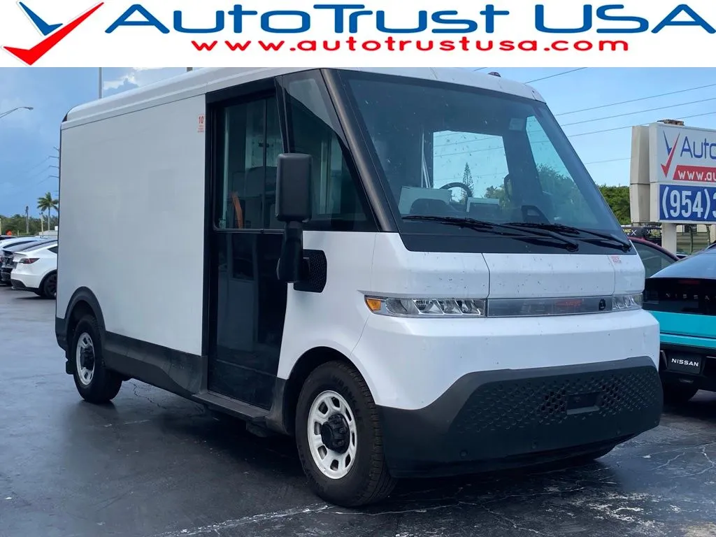 White 2024 BrightDrop Zevo 400 for sale in Miramar, FL