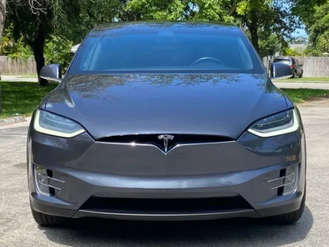 Another view of 2020 Tesla Model X Long Range for sale in Miramar, FL at Auto Trust USA