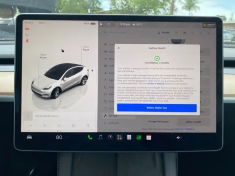 More photos of 2023 Tesla Model Y Long Range at Auto Trust USA, FL