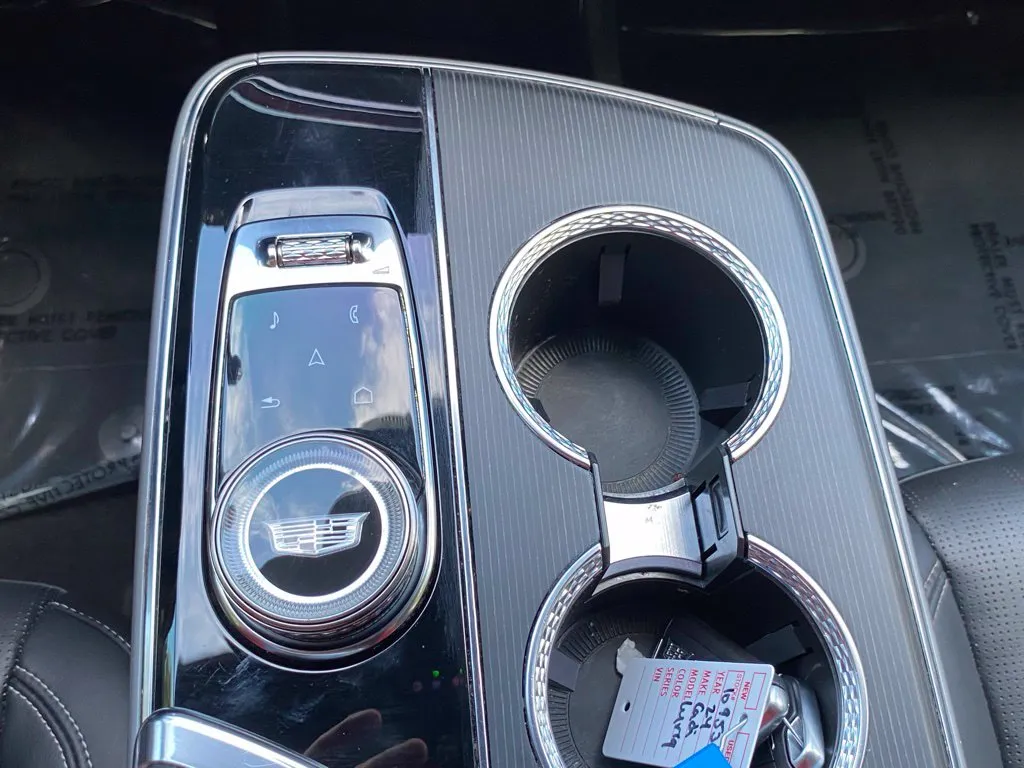 2024 Cadillac LYRIQ Luxury 1 - Photo 25