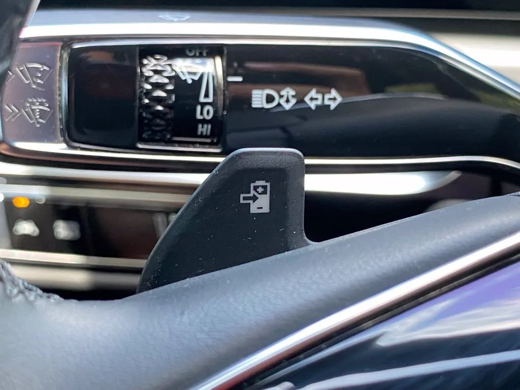 2024 Cadillac LYRIQ Luxury 1 - Photo 32