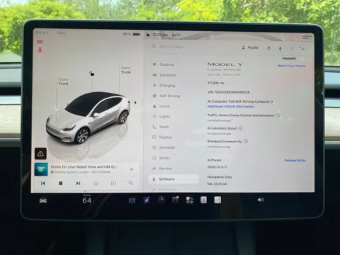 Photos of 2023 Tesla Model Y Long Range for sale in Miramar, FL at Auto Trust USA