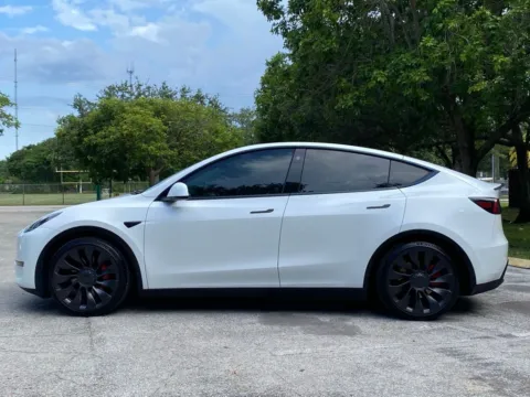 More photos of 2023 Tesla Model Y Performance at Auto Trust USA, FL