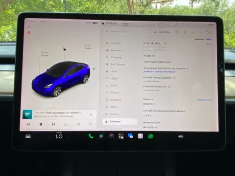 Photos of 2021 Tesla Model Y Long Range for sale in Miramar, FL at Auto Trust USA