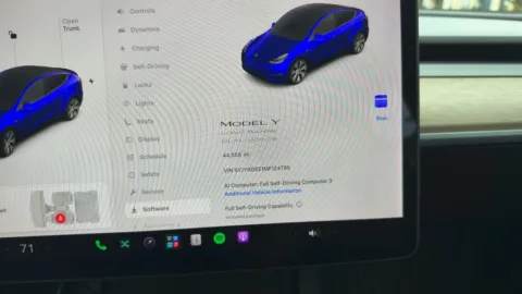 Photos of 2021 Tesla Model Y Long Range for sale in Miramar, FL at Auto Trust USA