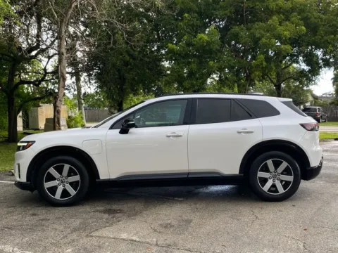 More photos of 2024 Honda Prologue Touring at Auto Trust USA, FL