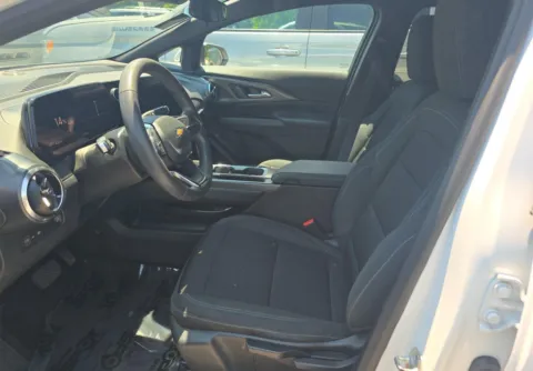 More photos of 2025 Chevrolet Equinox EV LT at Auto Trust USA, FL