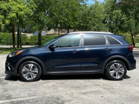 More photos of 2022 Kia Niro EV EX at Auto Trust USA, FL