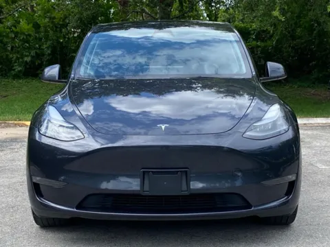 More photos of 2024 Tesla Model Y Long Range at Auto Trust USA, FL