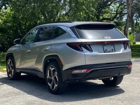 More photos of 2023 Hyundai Tucson Hybrid SEL Convenience at Auto Trust USA, FL