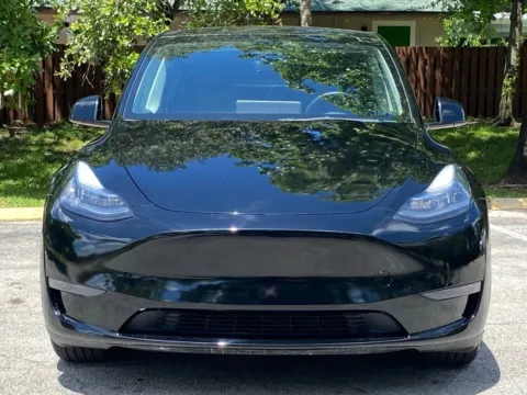 Another view of 2023 Tesla Model Y Long Range for sale in Miramar, FL at Auto Trust USA