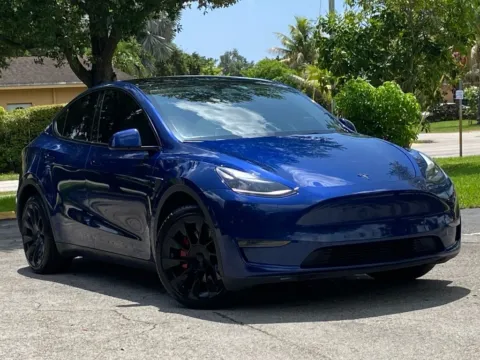 More photos of 2024 Tesla Model Y Long Range at Auto Trust USA, FL