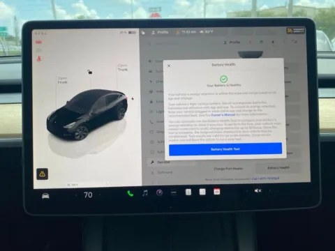 More photos of 2025 Tesla Model Y Long Range at Auto Trust USA, FL