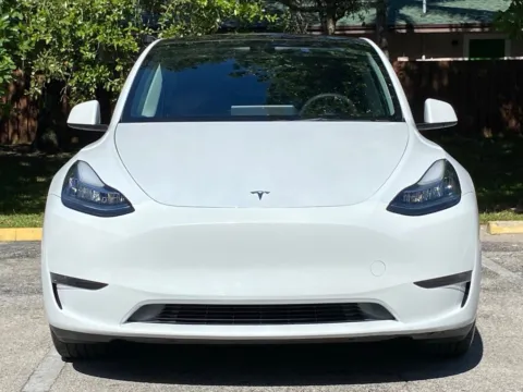 More photos of 2023 Tesla Model Y Long Range at Auto Trust USA, FL