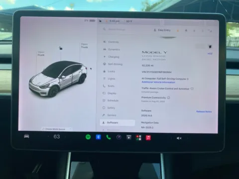 Photos of 2021 Tesla Model Y Long Range for sale in Miramar, FL at Auto Trust USA