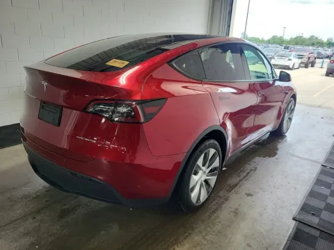 More photos of 2024 Tesla Model Y Long Range at Auto Trust USA, FL
