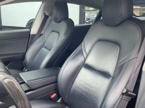 More photos of 2019 Tesla Model 3 Performance at Auto Trust USA, FL