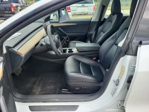 More photos of 2023 Tesla Model 3 at Auto Trust USA, FL