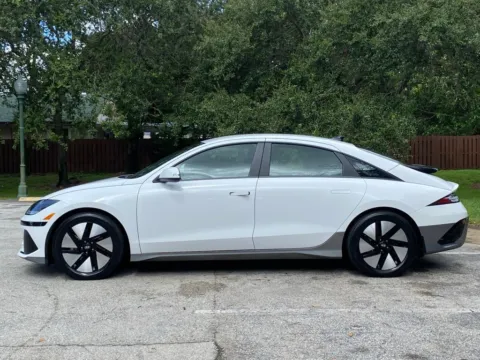 More photos of 2023 Hyundai IONIQ 6 SE at Auto Trust USA, FL