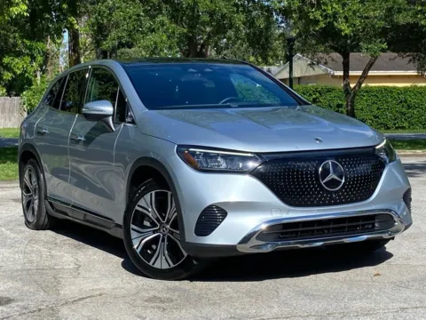 More photos of 2023 Mercedes-Benz EQE 350+ SUV at Auto Trust USA, FL
