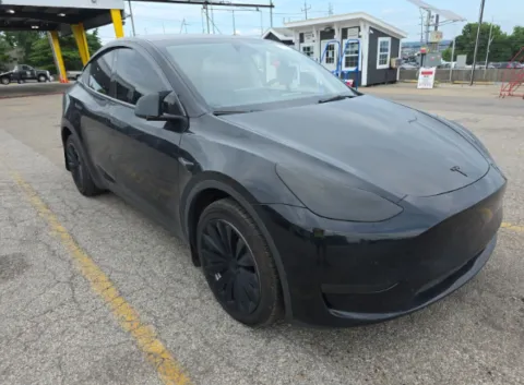 More photos of 2023 Tesla Model Y Long Range at Auto Trust USA, FL