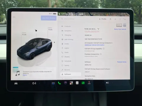 Photos of 2025 Tesla Model Y Performance for sale in Miramar, FL at Auto Trust USA